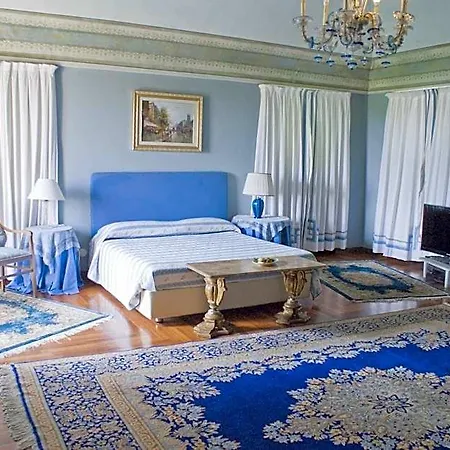 Torre Dei Frati Couette-café 4*